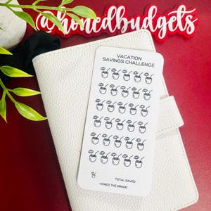 Défi d'épargne vacances // Défi d'épargne plastifié réutilisable, papier cartonné glacé, enveloppes de billets à fermeture éclair, tracker perforé A6/A5