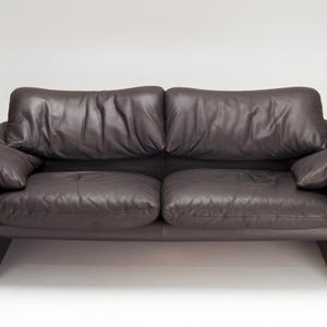Maralunga 2-seater Sofa - Vico Magistretti