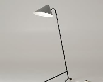 A rare 1955 mid-century floor lamp - H.Th.J.A. Busquet for Hala Zeist