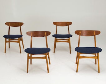 A Set Of 4 'Ch30' Dining Chairs - Hans J. Wegner