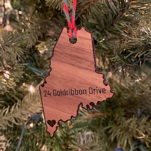 Custom Engraved Maine Christmas Ornament | All states available! Wooden & Acrylic finishes! Wedding favor bulk orders available.