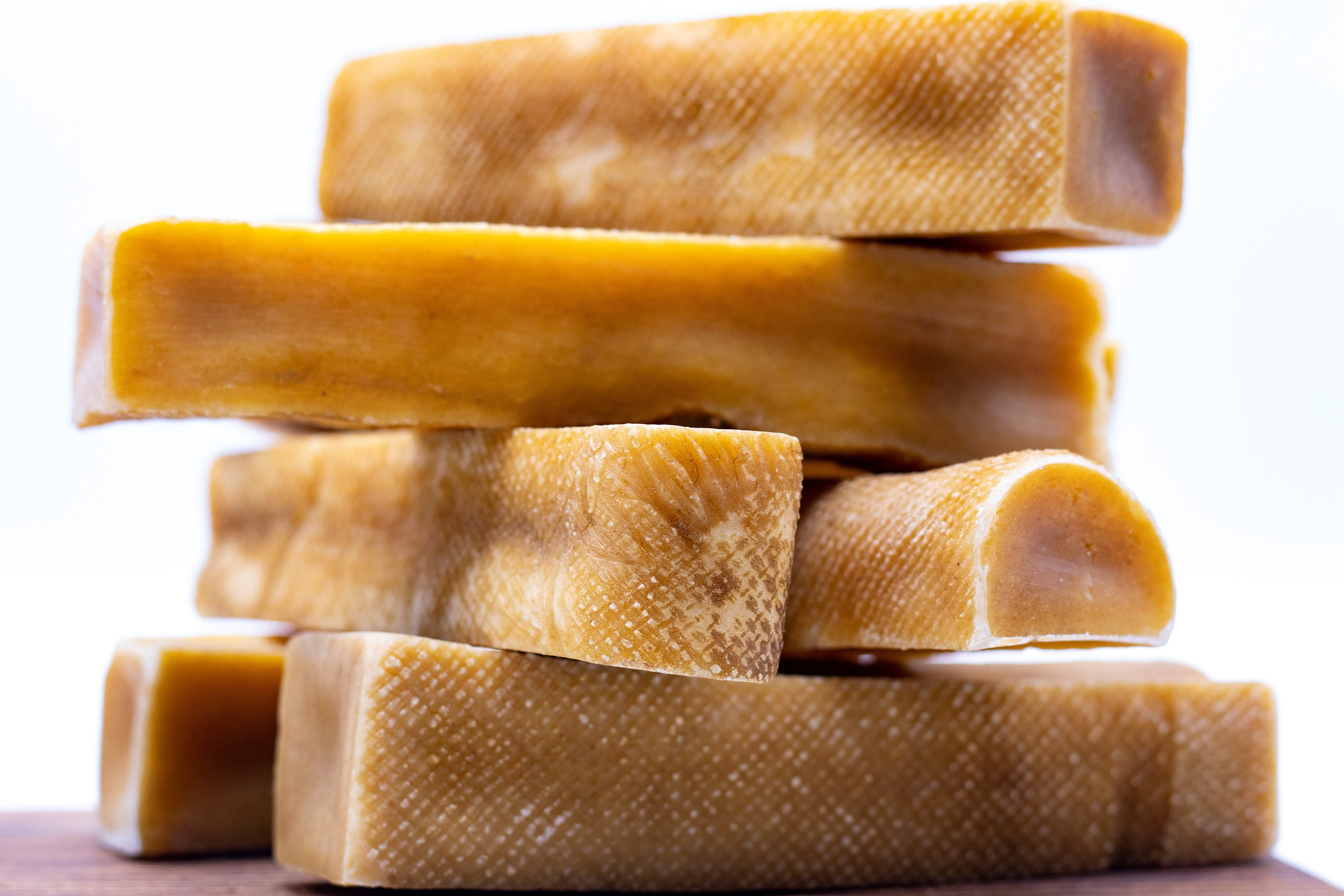 3lbs Bulk Pack of 100 Natural Himalayan Yak Chews for Large Dogs