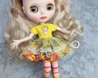 Blythe Doll Clothes Set .