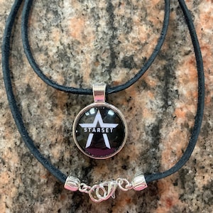 Collier sur le thème Starset Divisions
