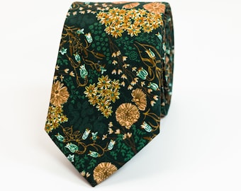 Hunter Green floral tie, Forest green wild flower tie, Green wedding tie, Emerald floral tie, Dark green floral tie, Deep green tie