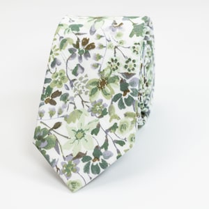 Corbata floral verde salvia polvorienta, corbata de boda color salvia, corbata de hombre, corbata floral color salvia, corbata verde salvia claro, corbata color salvia polvorienta, corbata color salvia para padrinos de boda
