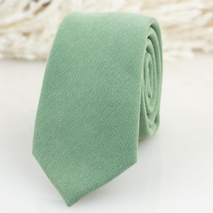 Sage color solid color tie, Groomsmen sage necktie, Dusty sage green velvet tie, Light green bow tie matching pocket square, kids bow tie