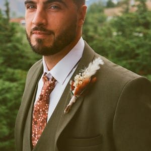Green floral tie, Burnt orange floral tie, Eucalyptus floral tie, Emerald tie, terracotta tie, Cinnamon Groomsmen Tie, Wildflower Floral tie