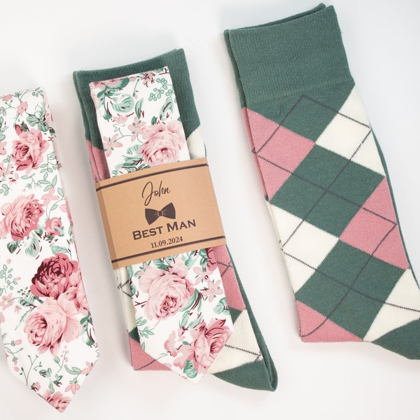 Dusty rose, sage and blush floral tie, Sage, dusty pink and ivory argyle socks, Groomsmen dusty rose tie, Groomsmen sage socks