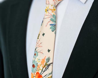 Cream floral tie, Coral cream floral tie, Emerald floral tie, Forest green tie, Rustic wedding floral tie, , Wild floral green tie
