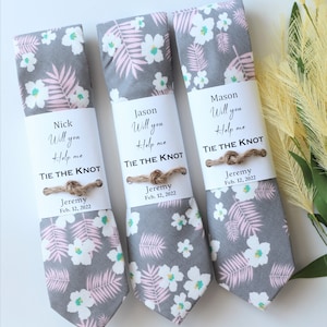 Bräutigam Krawatte, Blumen Krawatte, Blush / rosa und graue Krawatte, Blumen Krawatte, Hochzeit Krawatte, Herren schmale Krawatte, Groomsmen Krawatte, Floral schlanke Krawatte, Finale