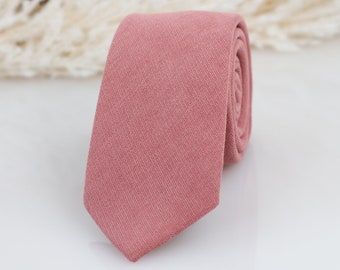 Dusty rose pink tie, Solid dusty rose tie, Groomsmen Dusty rose Velvet tie, Azazie dusty rose tie, Groom dusty pink tie matching pocket squ.