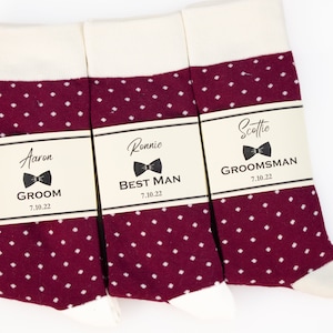 Groomsmen Burgundy, maroon, wine, dark red socks, Best man socks gift set, Maroon wedding socks, Burgundy and ivory polka dot socks