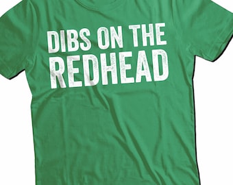 Me quedo con la camiseta pelirroja, divertida camiseta vintage unisex, regalo irlandés verde desgastado para el día de San Patricio de 2025