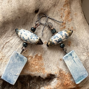 Ceramic earrings, artisan earrings.