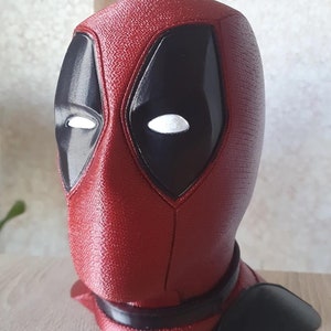 Deadpool Headphone Stand / Room Decor / Gaming / Office / Desk / Paintable Bust / Art / Headset Stand