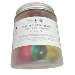 Mixed Colours Moisturizing Bath Oil Pearls. Scented Beads for Luxury ...