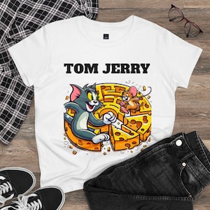 Tom & Jerry Women&#39;s Tee: Retro Cartoon Graphic T-Shirt