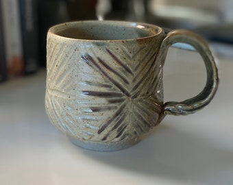 Mug with texture
