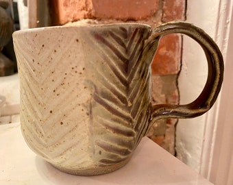 Mug with texture