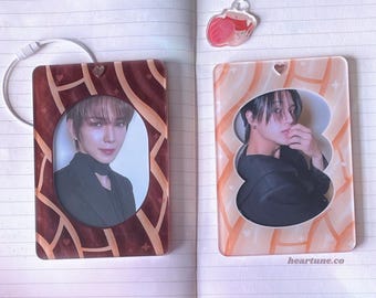 Concha Acrylic Photocard Holder