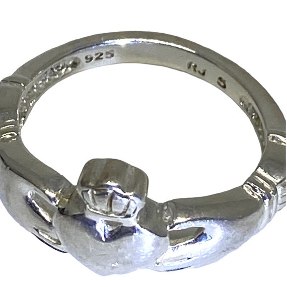 Avon Sterling Silver Claddagh Ring - image 8