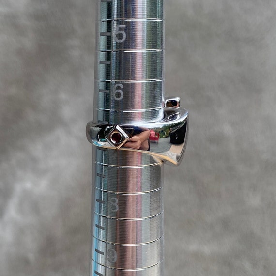 ELLE Silver Leaf Bypass Ring - image 7