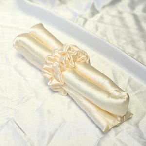 Satin Heatless Hair Curler | Yellow | Overnight Curls