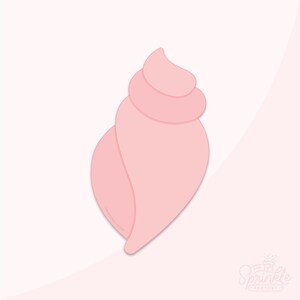 Puede incluir: Cortador de galletas en forma de concha de color rosa claro. El cortador tiene un diseño detallado, con una parte superior en espiral y una base curvada en forma de corazón. El diseño es limpio y moderno, ideal para hornear.