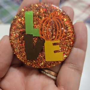 Badge Reel - Changeable Fall Themed Love with Cute Pumpkin 'O'