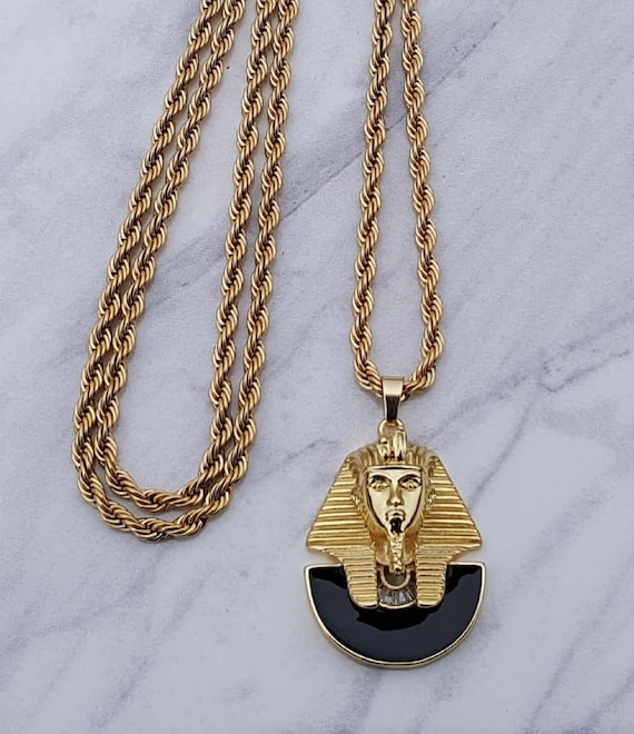 Pharoo Pendent with rope chain