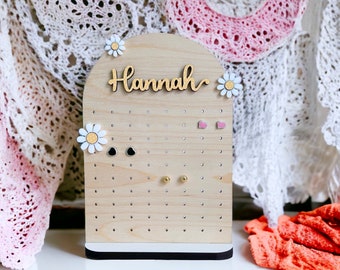 Earring holder stand with Personalized Name with Daisies, Jewelry Organizer Earring Holder, Earrings Studs display, nursery name, girls room