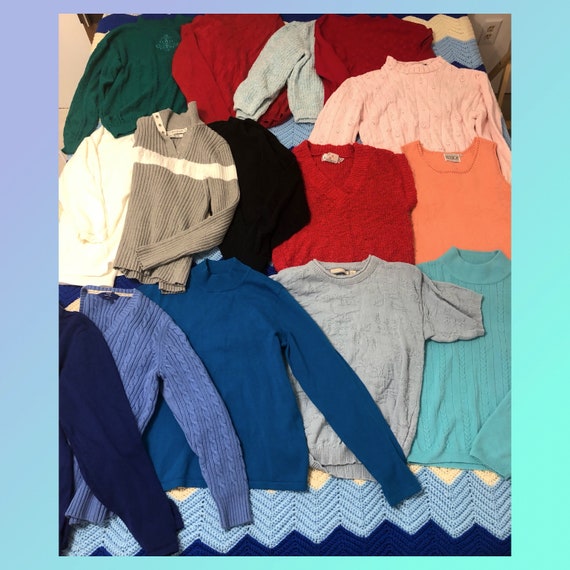 Vintage Sweaters and Knits Wholesale Lot Size Smal
