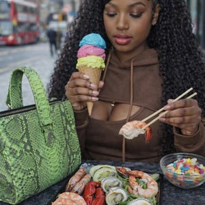 Python Snakeskin Handbag: Crossbody Shoulder Bag