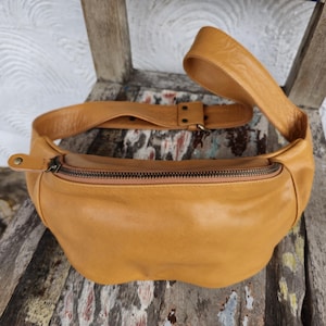 Echte Rindsleder Gürteltasche - Stylische Schulterriemen für Herren