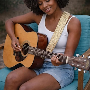 Cobra Schlangenleder Gitarrengurt - Verstellbares Musiker-Zubehör