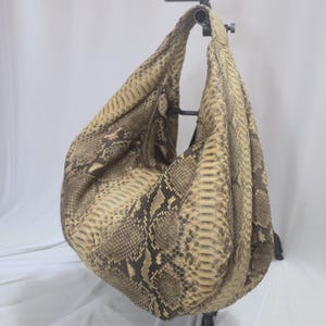 Beige Python Hobo Tas Luxe Slangenleren Schoudertas Middelgrote Zachte Tote Tas