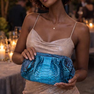 Bolsa Nuvem em Pele de Cobra Python – Bolsa de Couro Elegante para Mulheres