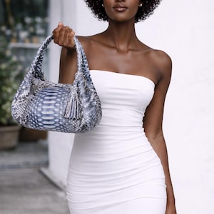 Bolsa Hobo em Couro de Python | Bolsa Tote Feminina Elegante e Despojada