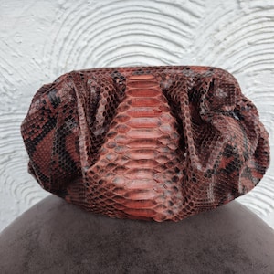 Handgefertigte Echt Python Schlangenleder Wolkentasche - Elegante Lederhandtasche & Clutch für Damen