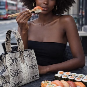 Torebka z wężowej skóry Pythona: Torba na ramię