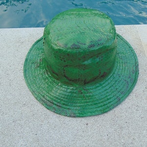 Gorra de pescador unisex de piel de serpiente pitón auténtica, lujosa, de alta gama, duradera, moderna, exótica, única, elegante y de primera calidad.