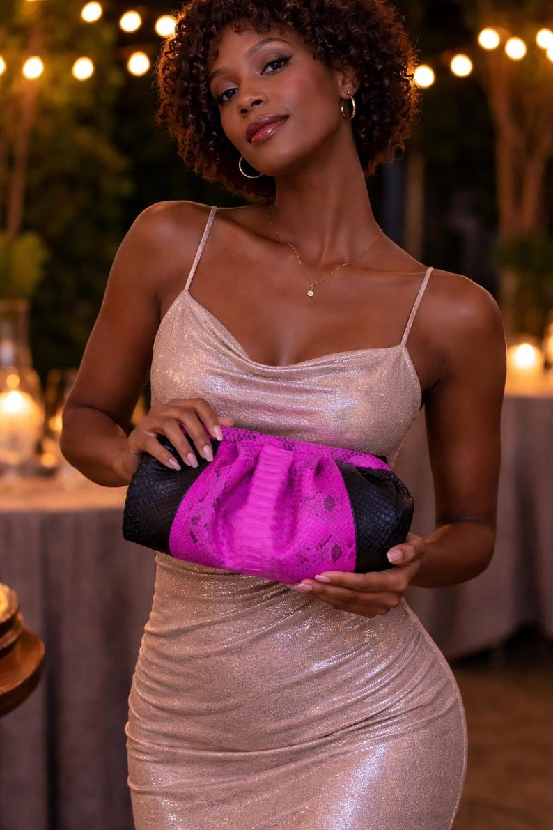 Sac cloud en peau de serpent en python - Sac à main et pochette en cuir élégants pour femme image 2
