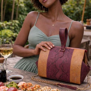 Python Snakeskin Handbag: Crossbody Shoulder Bag