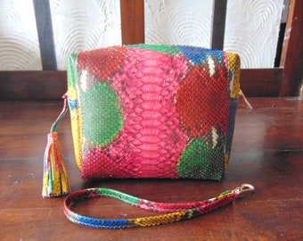 monogrammed toiletry bolsa for her