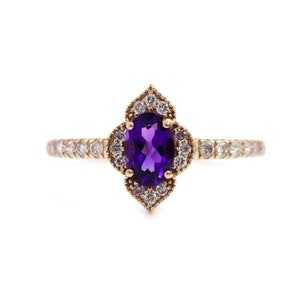 Vintage Amethyst Engagement Ring 925 Silver Art Deco Amethyst Halo Wedding Ring Oval Amethyst Floral Style Proposal Ring Purple Stone Ring.