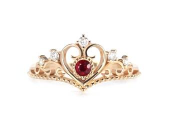Lab Ruby Crown Ring 14K Gold Ruby Vintage Engagement Ring Women Dainty Crown Ring Art Deco Ruby Valentine Proposal Ring Minimalist Ruby Ring