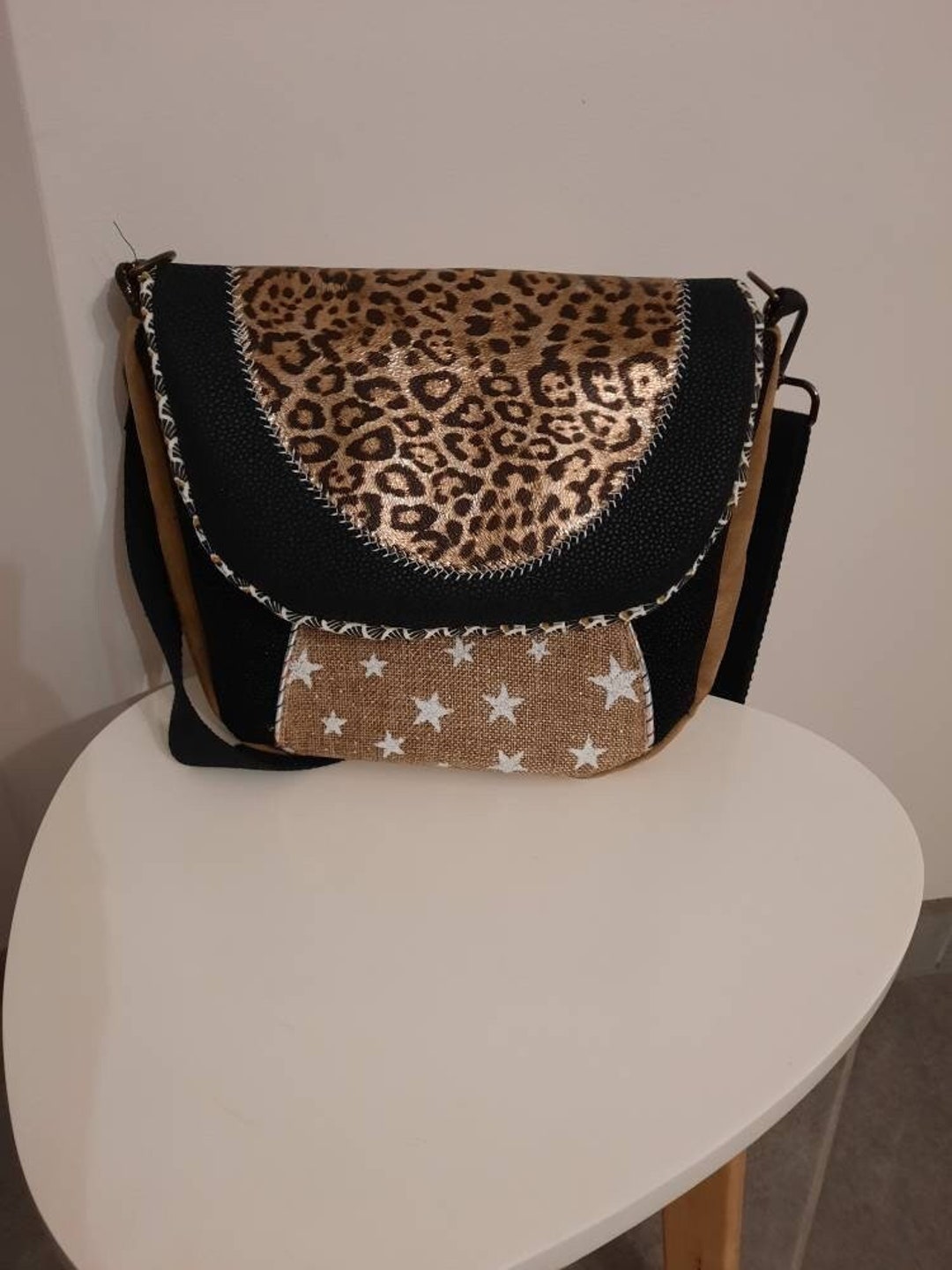 Besace ronde en simili cuir noir sac bandouliere femme sac a main femme idee cadeau Etsy