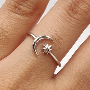 Crescent Moon and Twinkle Star Ring, Minimalist Sterling Silver Ring, Celestial Ring, Moon Ring, Star Ring, Dainty Ring, Shiny silver ring