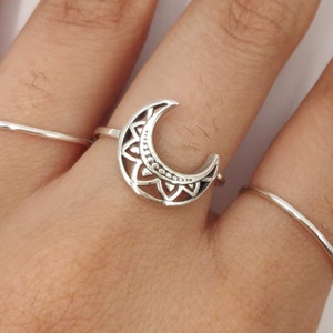 Sterling Silver Moon Ring , Boho ring, Vintage Celtic Moon Ring, Luna ring, Crescent Moon ring, Celestial ring